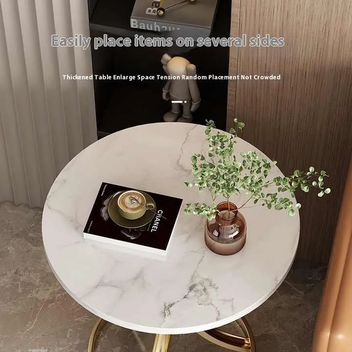 غرفة معيشة عصرية فاخرة أو تصميم خشبي مبتكر للشرفة الجانبية للأريكة طاولة بجانب السرير متحركة Luxury modern living room or creative wooden design for sofa side balcony movable bedside table