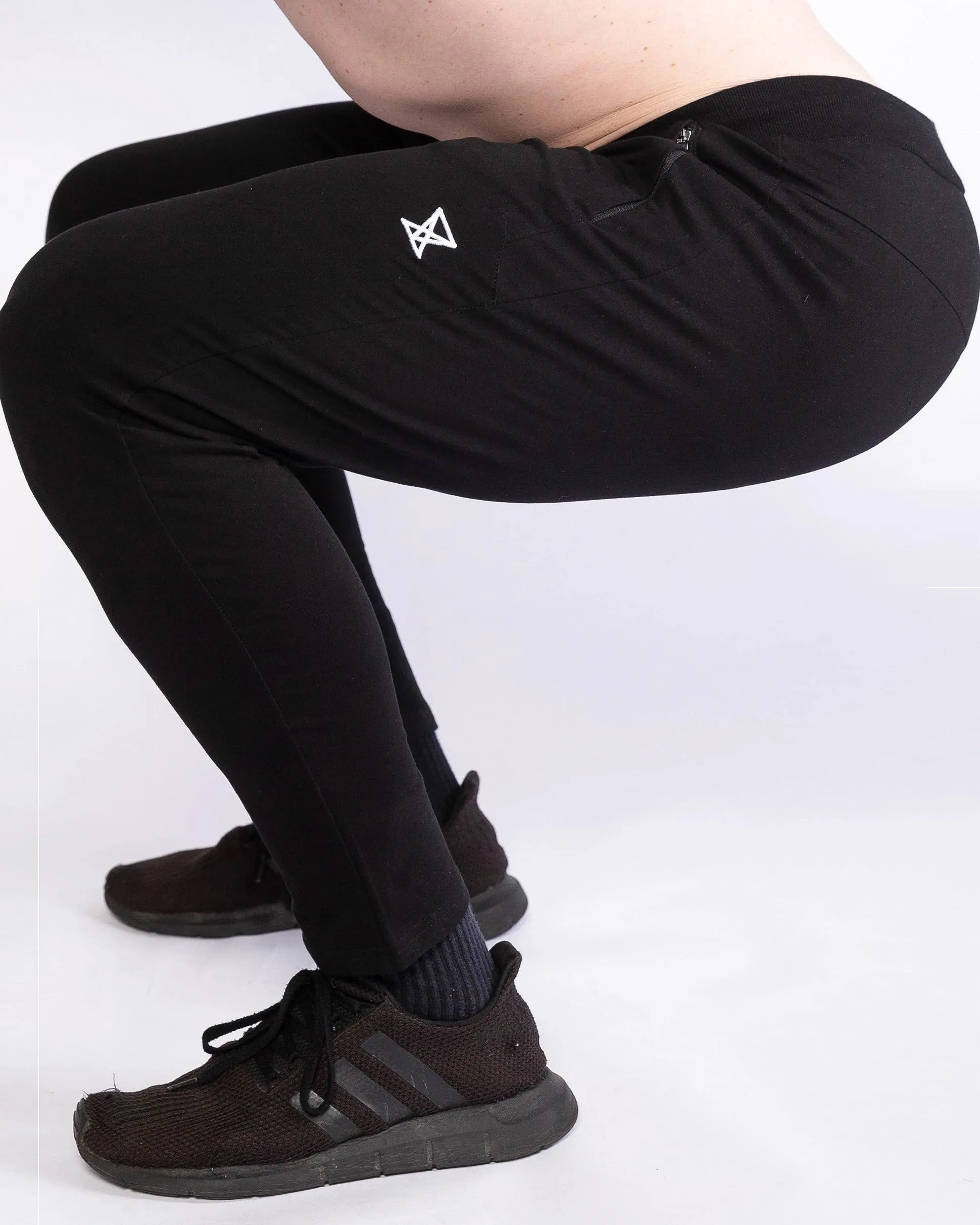 ASCEND Joggers [Black]