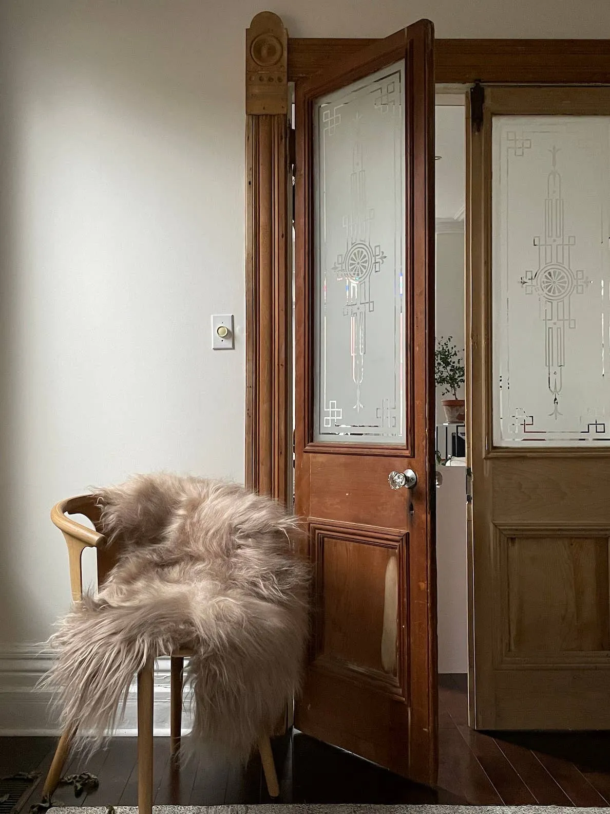 Camel Icelandic Sheepskin Throw Rug