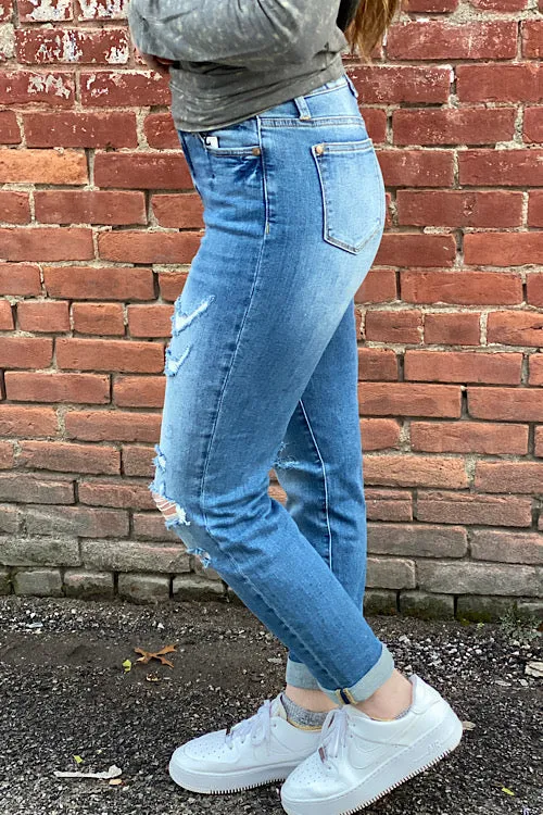 Jane - Judy Blue Destroyed Hi-Waist Cuffed Boyfriend