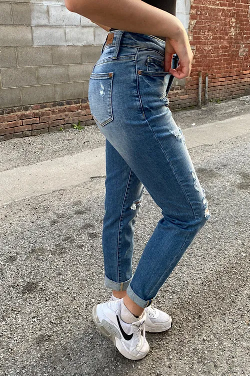 Jane - Judy Blue Destroyed Hi-Waist Cuffed Boyfriend
