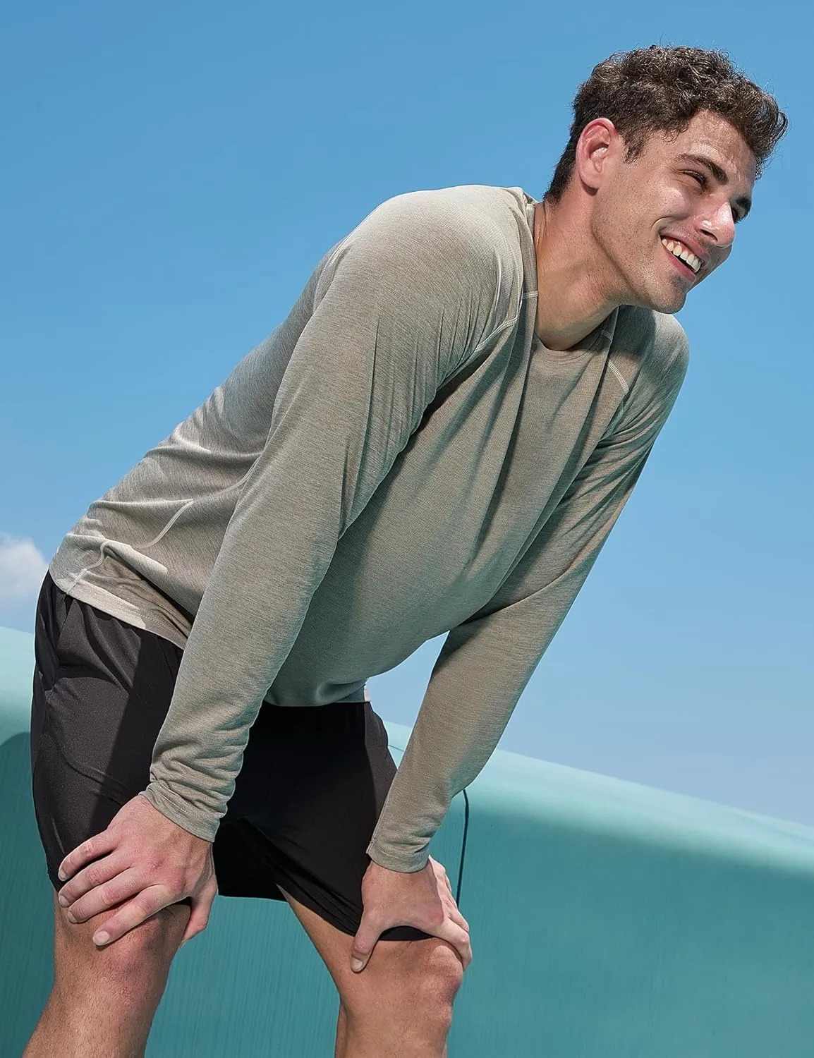 Men's Active Casual Long Sleeve Shirts Lightweight Dry Fit Workout Running Athletic Comfortable T-Shirts