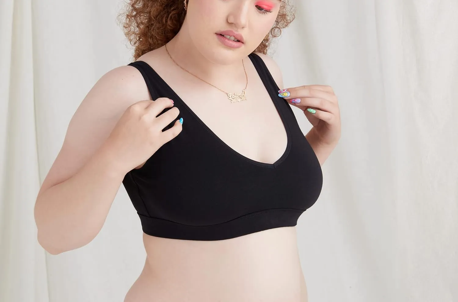 MeUndies Stretch Organic Cotton V-Neck Bra  Comfortable Bralette for Women  No Underwire - Amazon Exclusive Fabric