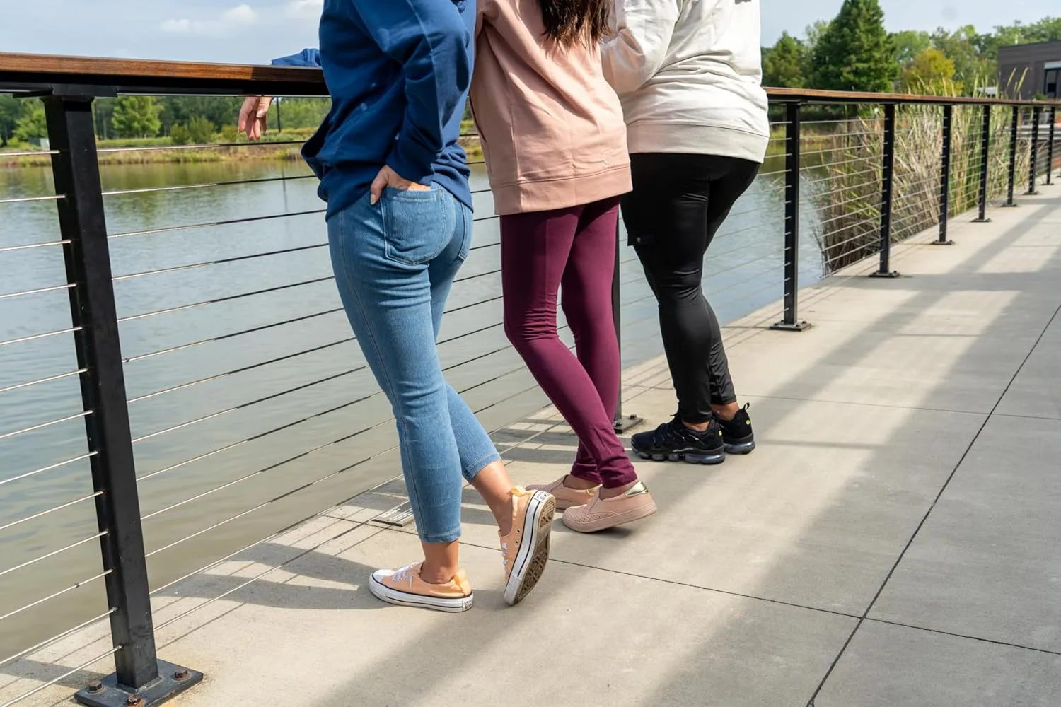 No Nonsense Women's Classic Denim Capri Leggings with Pockets, Comfortable Stretch Pull on Pants