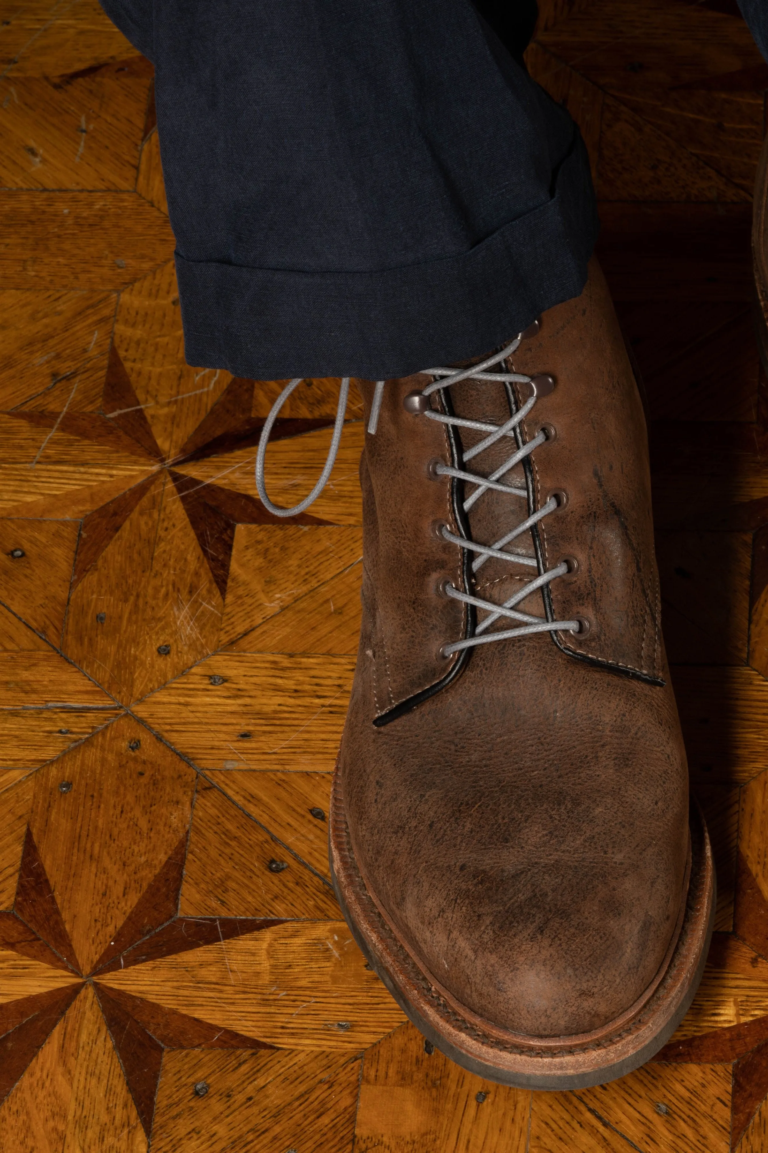 Round Dark Gray Waxed Cotton Bootlaces