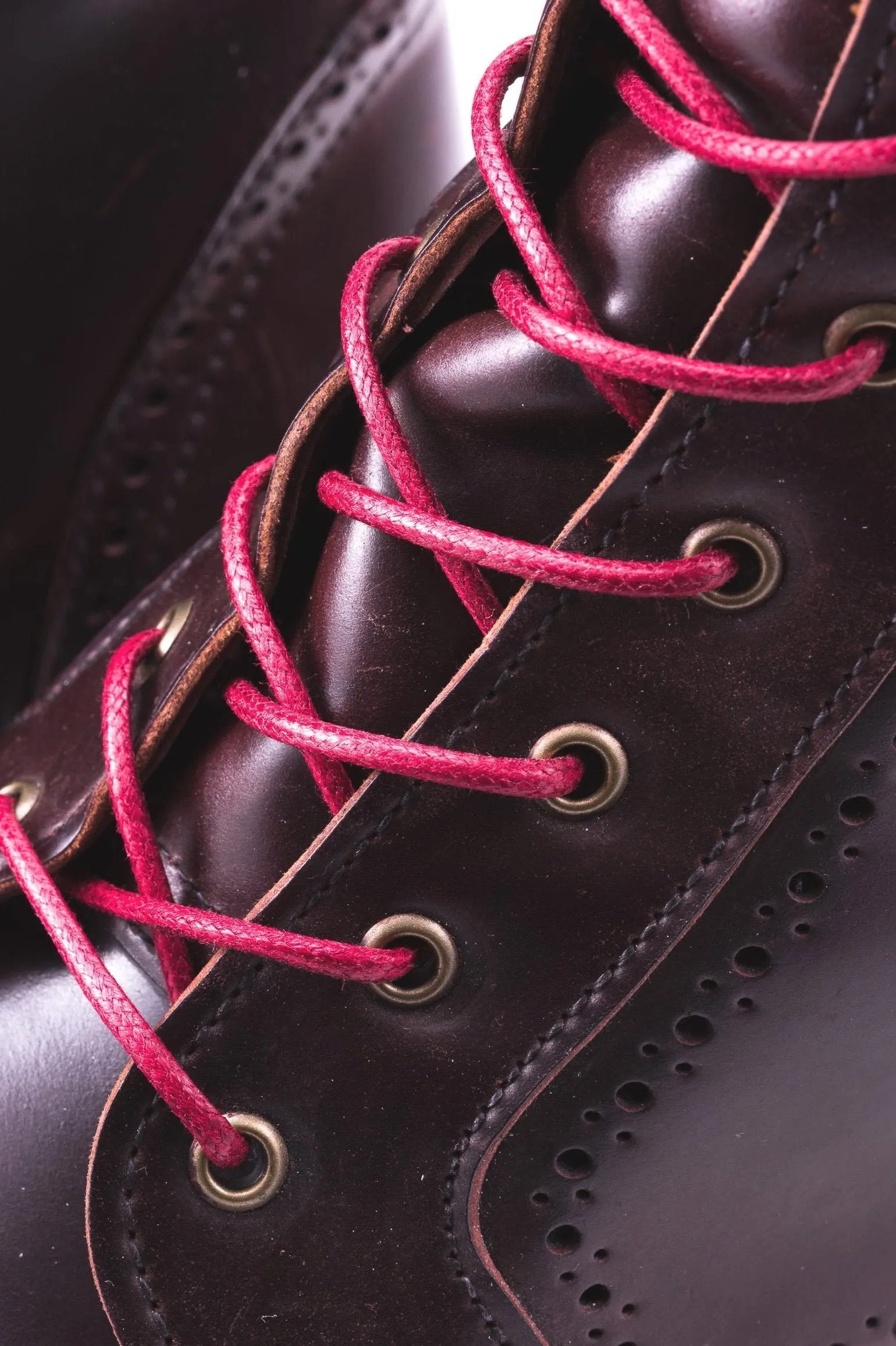 Round Red Waxed Cotton Bootlaces